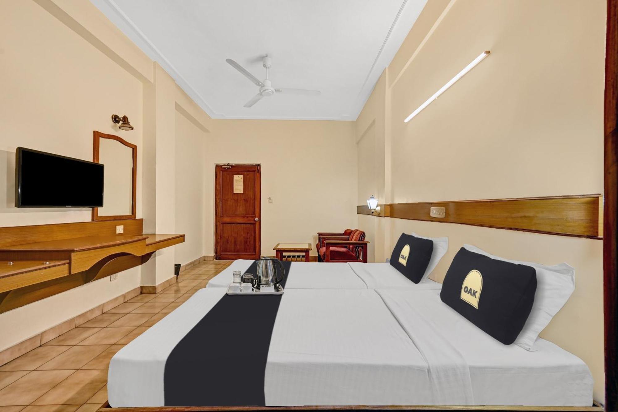 Super Townhouse Oak Hotel Belsons Taj Mahal Secundurabad エクステリア 写真